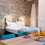 Emarkoni Apartment *