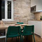 Apartment Emarkoni Split