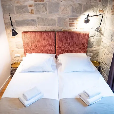 Apartamento Emarkoni *